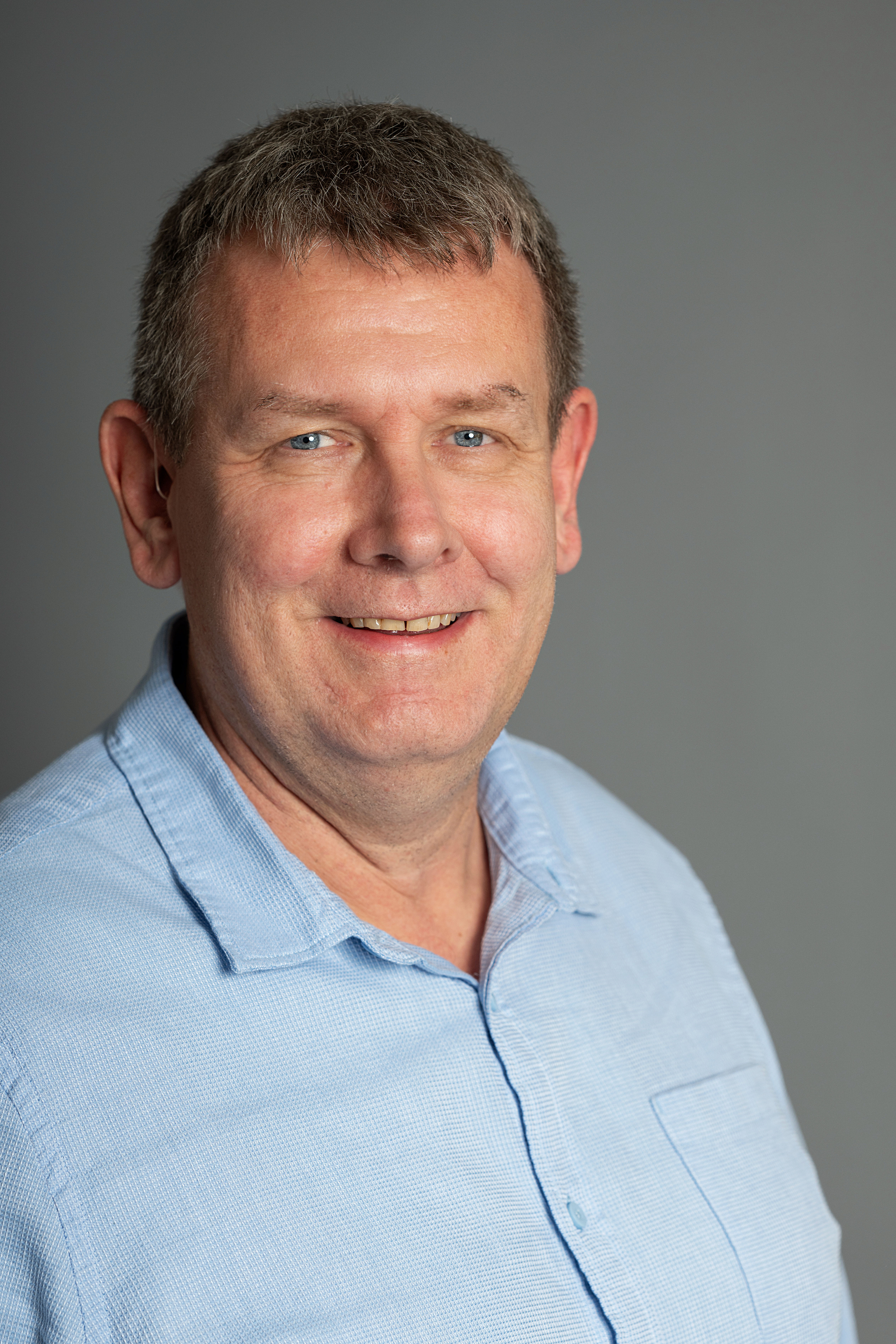  Rainer Helmes